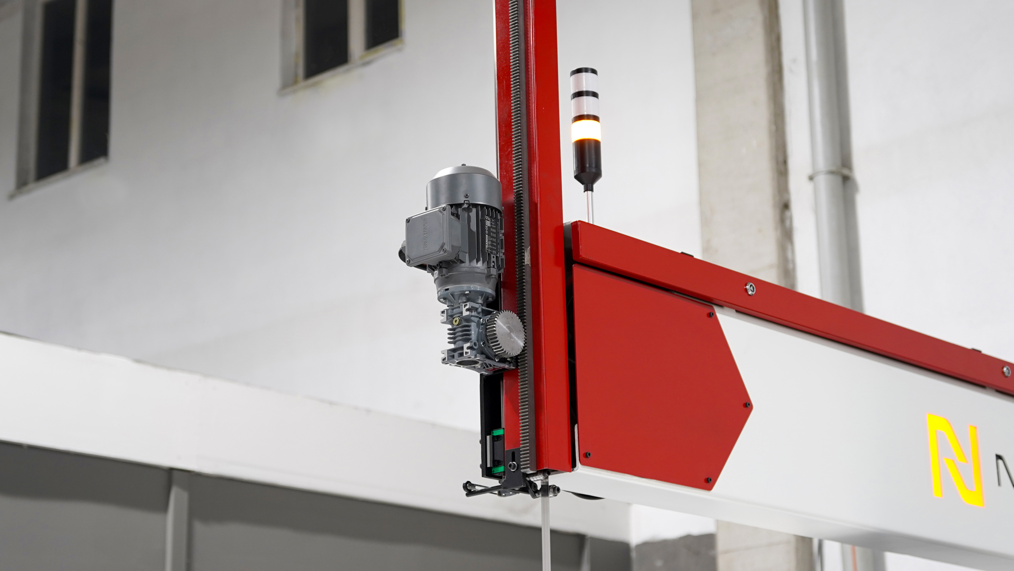 Automatic Vertical Foam Cutting Machine