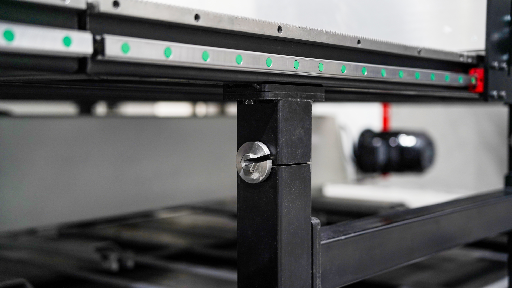 Otomatik Dikey Sünger Kesim Makinası